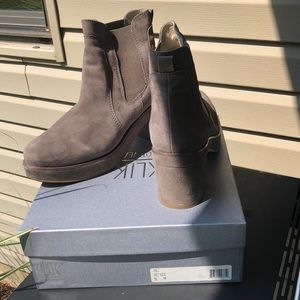 Grey suede pull on boots